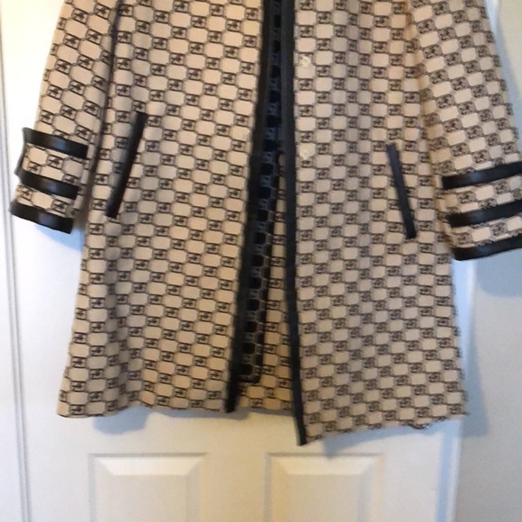 Sale. Authentic Alberta Ferretti coat